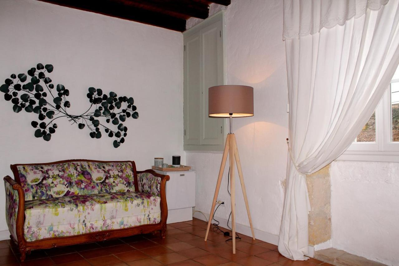 Relais De La Renaissance Bed & Breakfast Saint-Michel-de-Montaigne Екстериор снимка