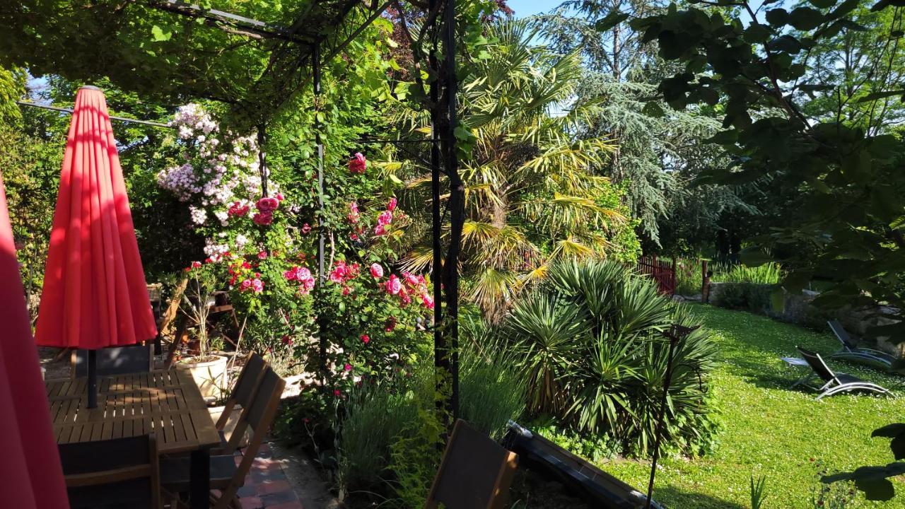 Relais De La Renaissance Bed & Breakfast Saint-Michel-de-Montaigne Екстериор снимка